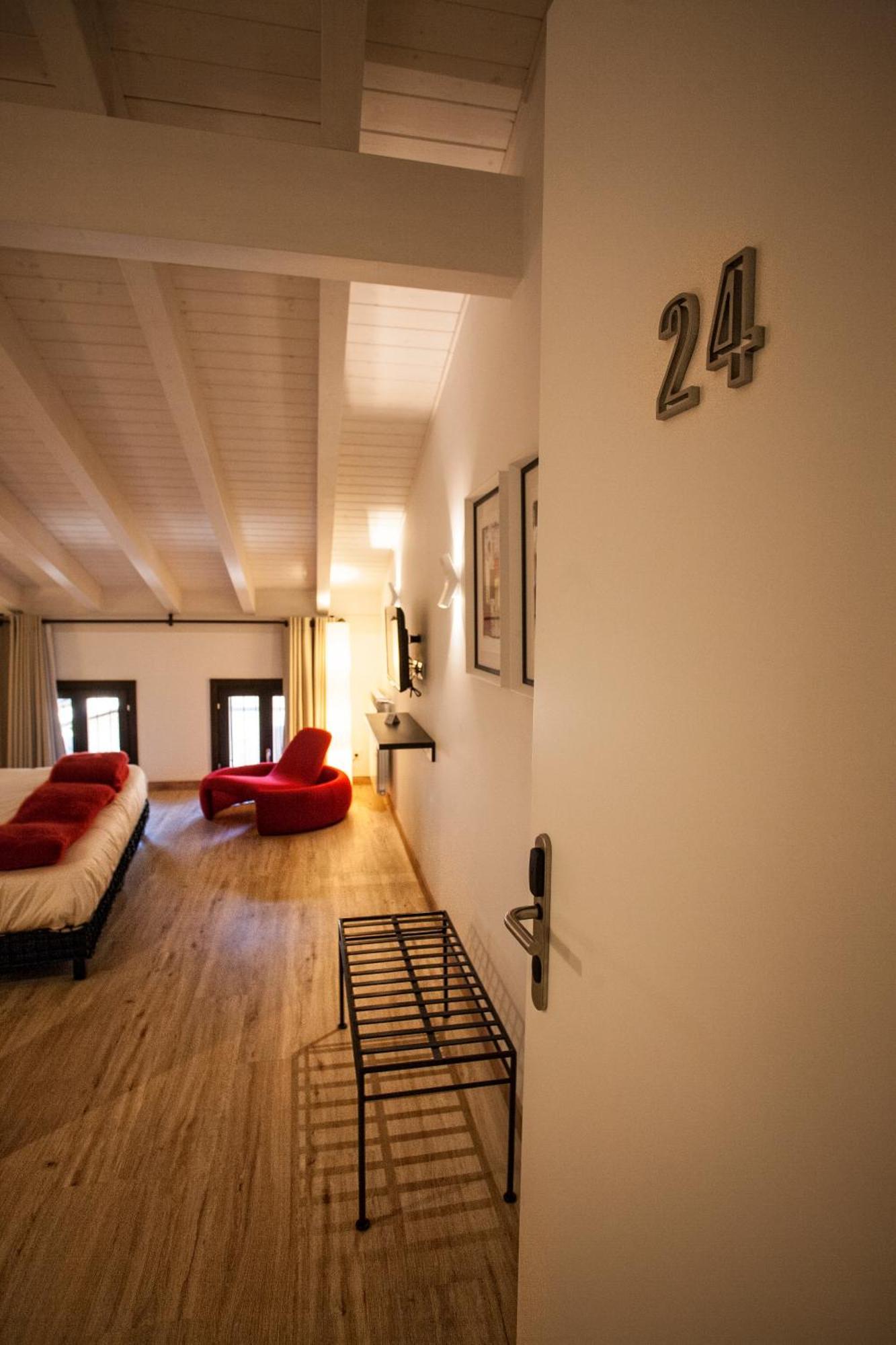 Hotel Pura Vida Valgañón Kültér fotó