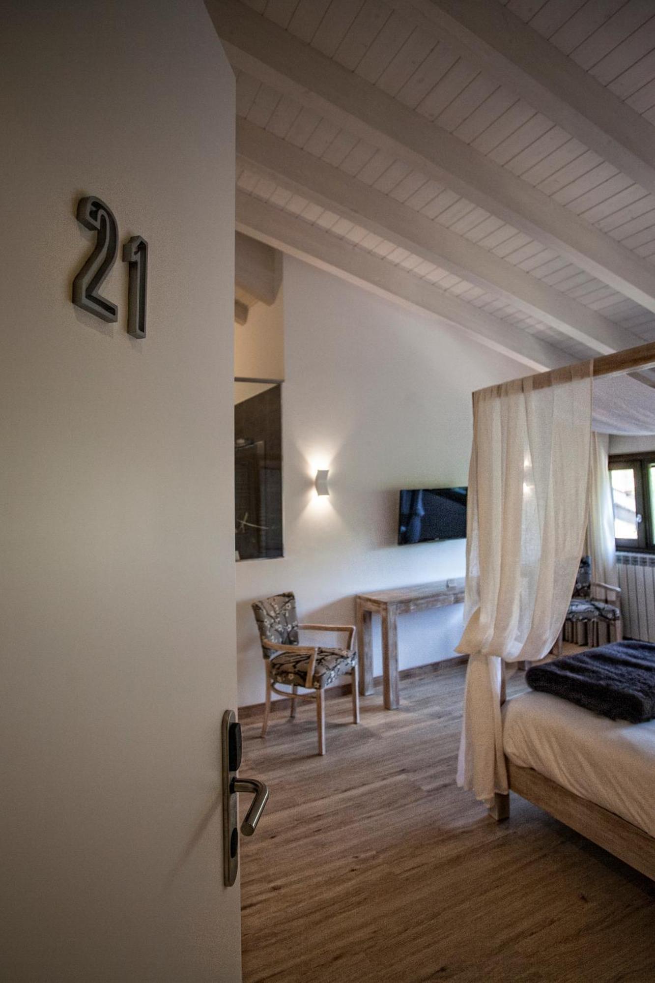 Hotel Pura Vida Valgañón Kültér fotó