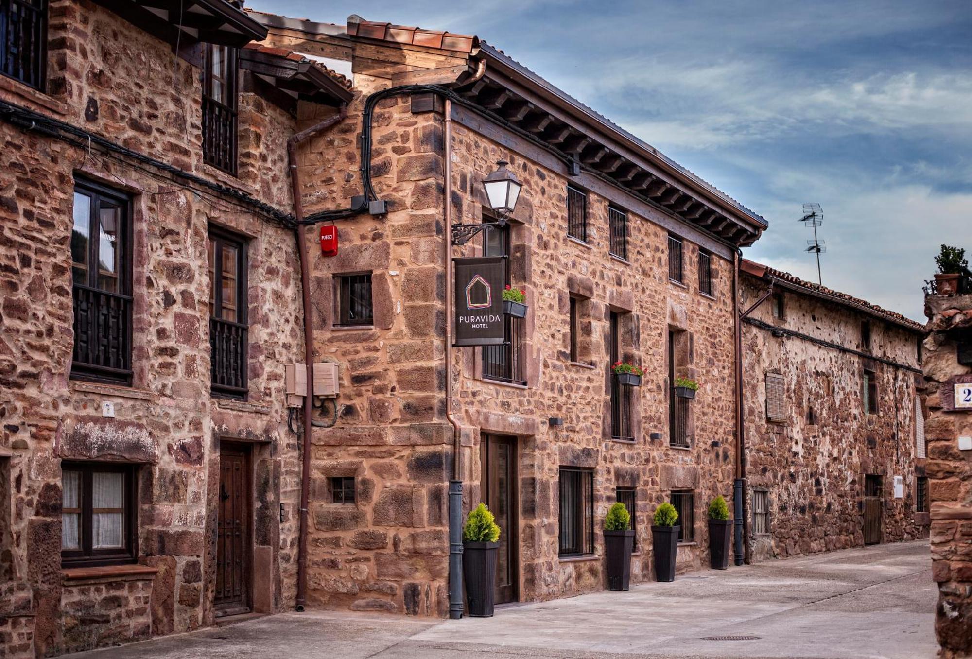Hotel Pura Vida Valgañón Kültér fotó