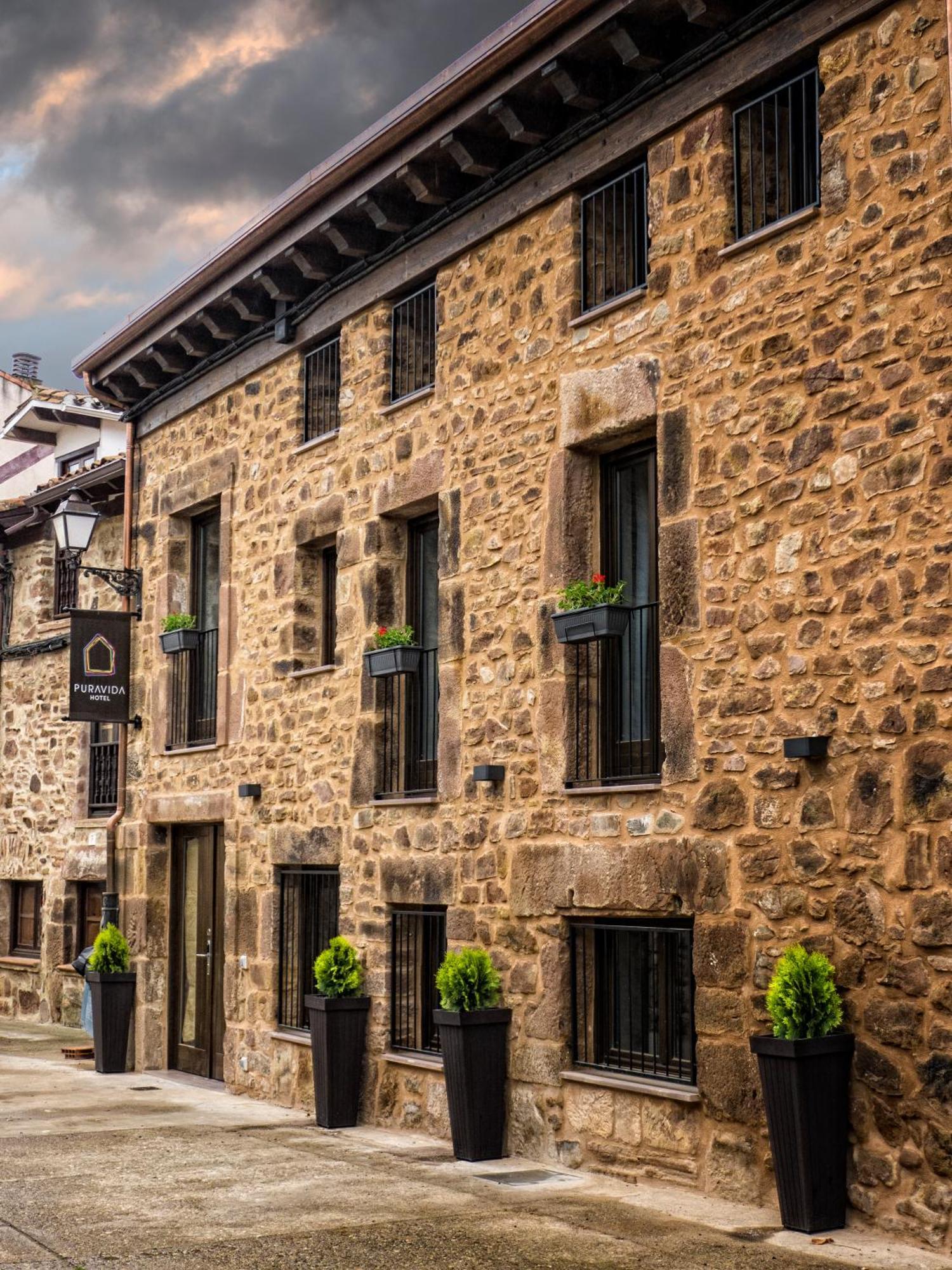 Hotel Pura Vida Valgañón Kültér fotó