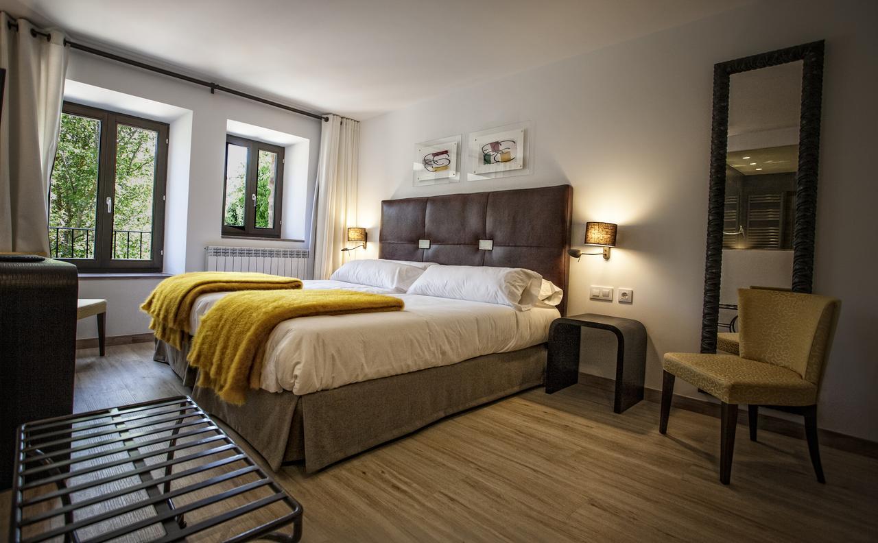 Hotel Pura Vida Valgañón Szoba fotó